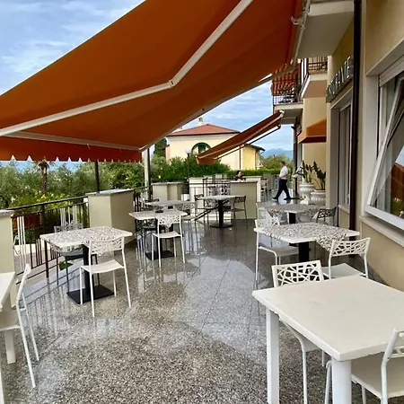 Hotel Casablanca 2*